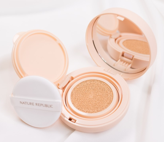 Illupack brings K-Beauty to international consumers with its air compacts